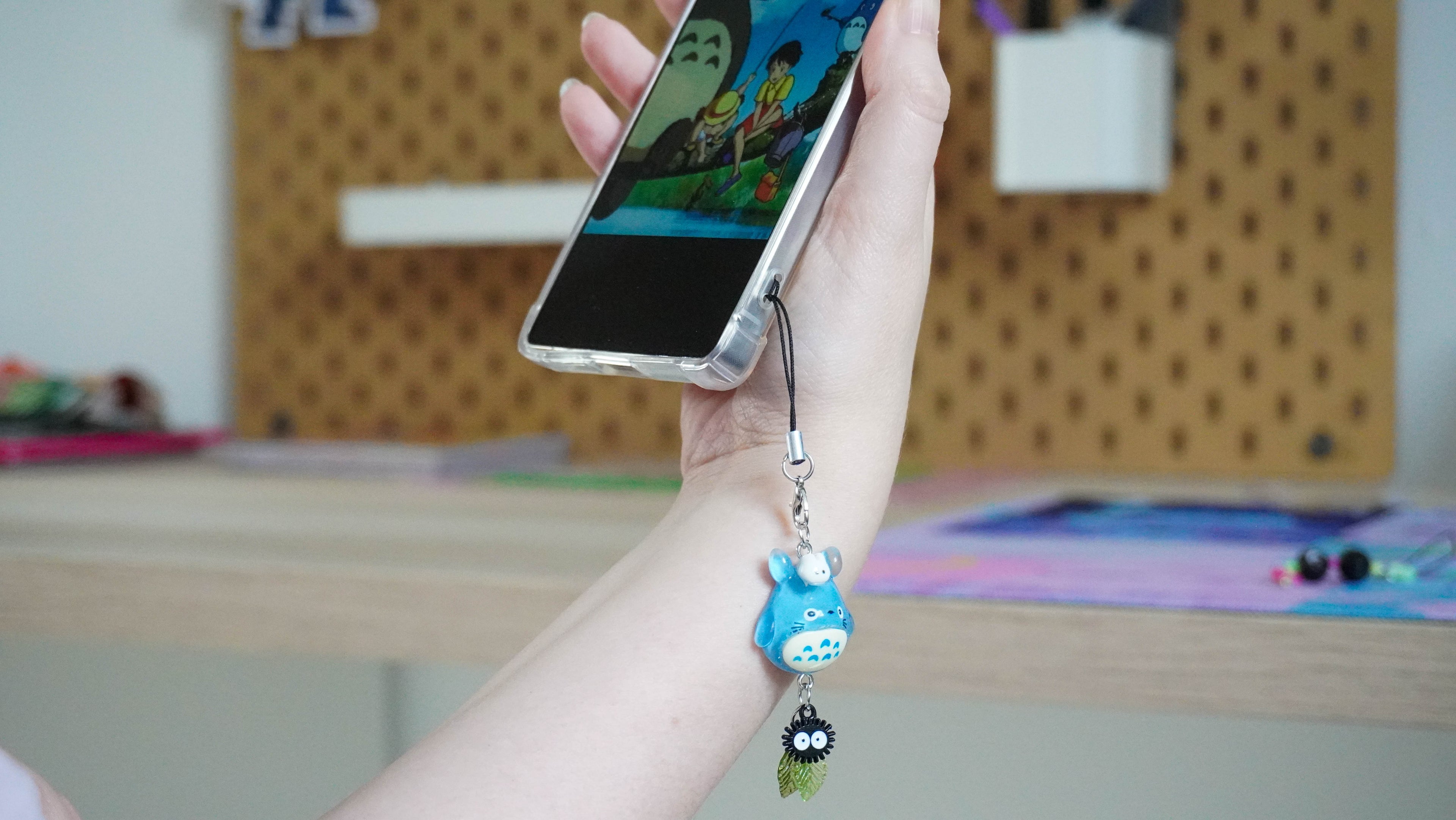 Bijou de téléphone inspiré Totoro